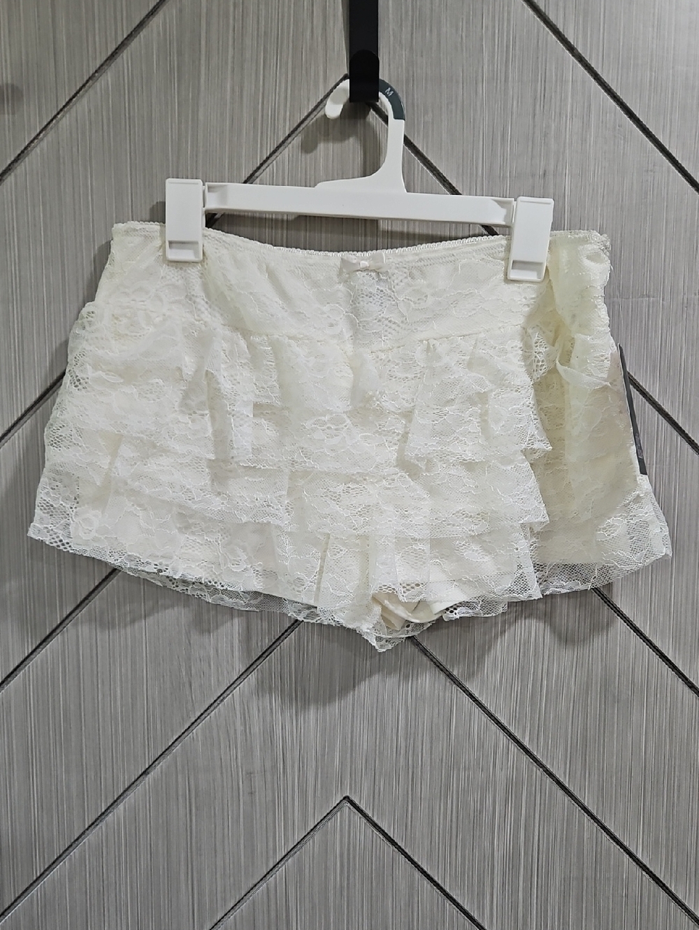 wild fable Cream Lace Tiered Ruffle Skort Shorts